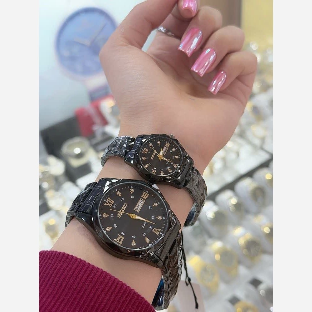 ساعت الماسی برند سیکو رنگ مشکی کیفیت عالی رنگ ثابت