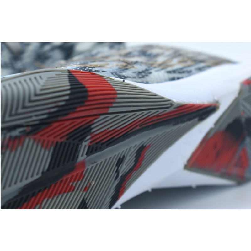 کفش فوتسال مردانه مدل دراگون کد C-8592