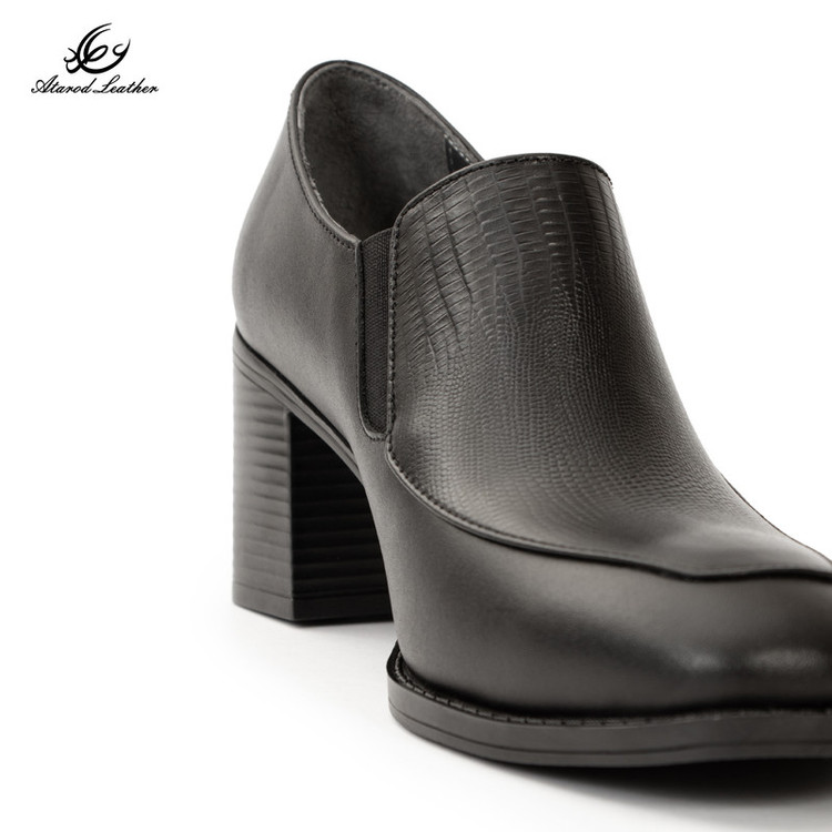 کفش پاشنهدار زنانه چرم عطارد مدل SH395