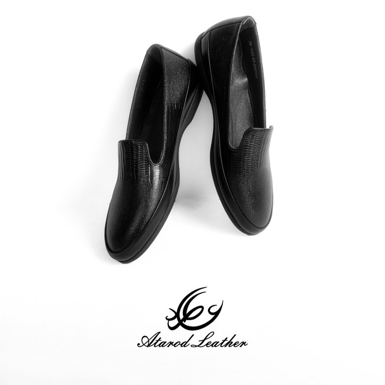 کفش زنانه چرم عطارد مدل چرم طبیعی کد SH172