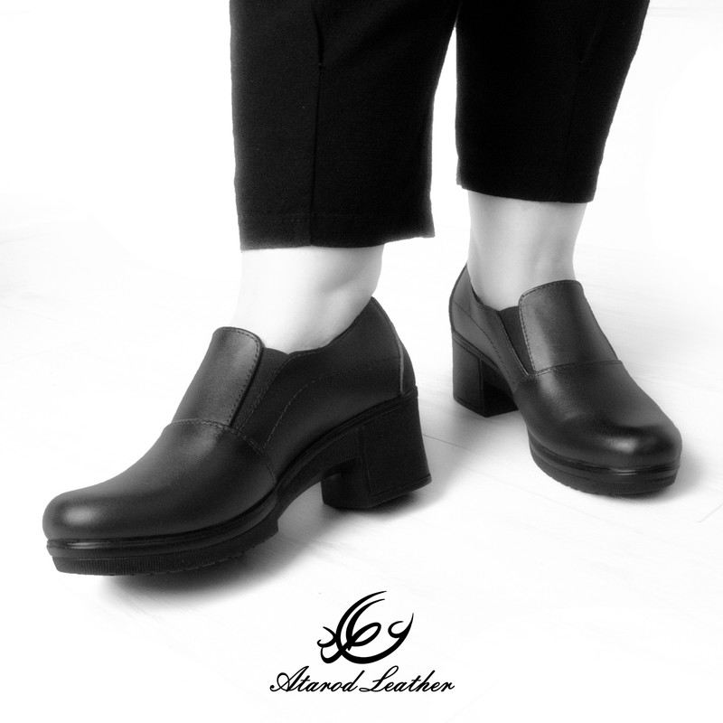 کفش زنانه چرم عطارد مدل طبی چرم طبیعی کد SH43