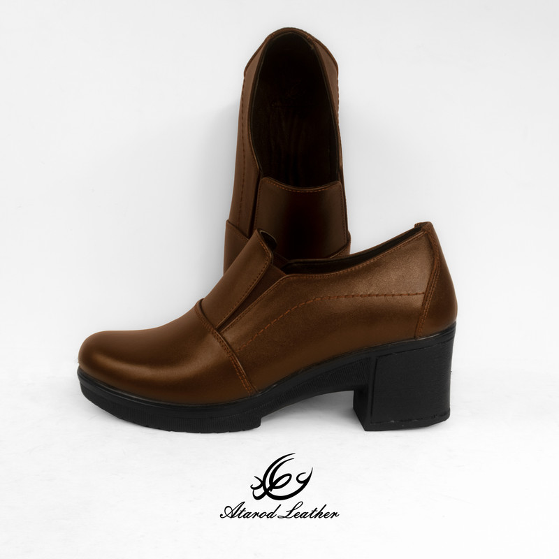 کفش زنانه چرم عطارد مدل طبی چرم طبیعی کد SH43