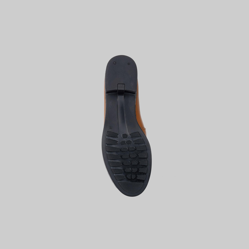 کفش پاشنهدار زنانه چرم عطارد مدل SH170