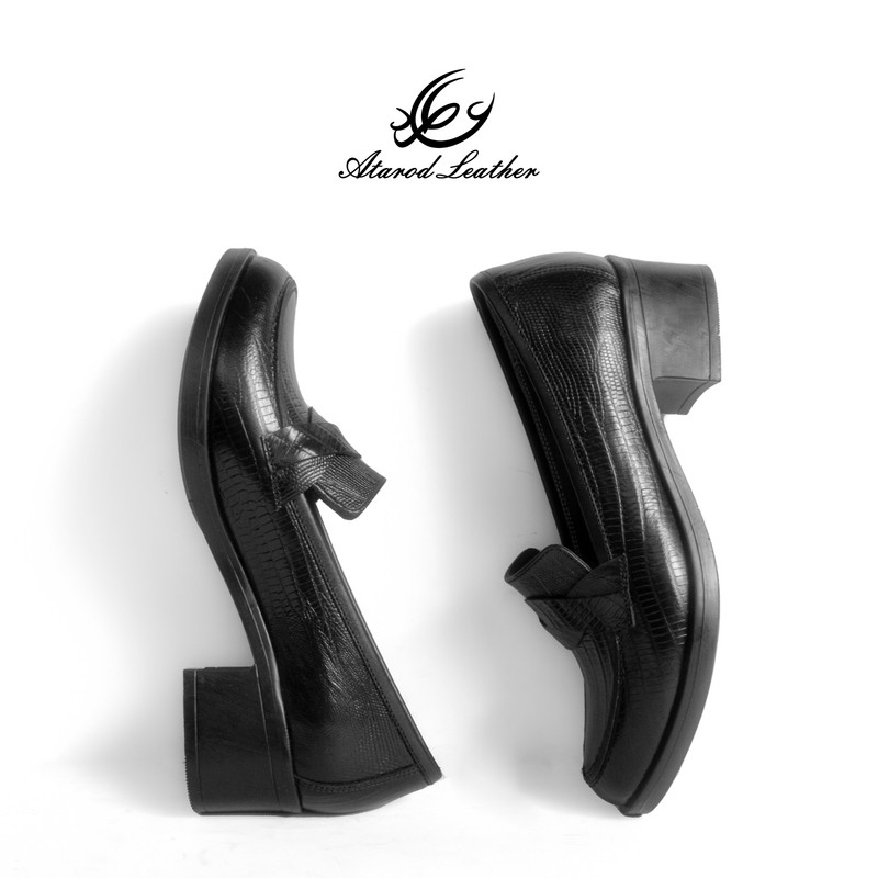 کفش زنانه چرم عطارد مدل چرم طبیعی کد SH146