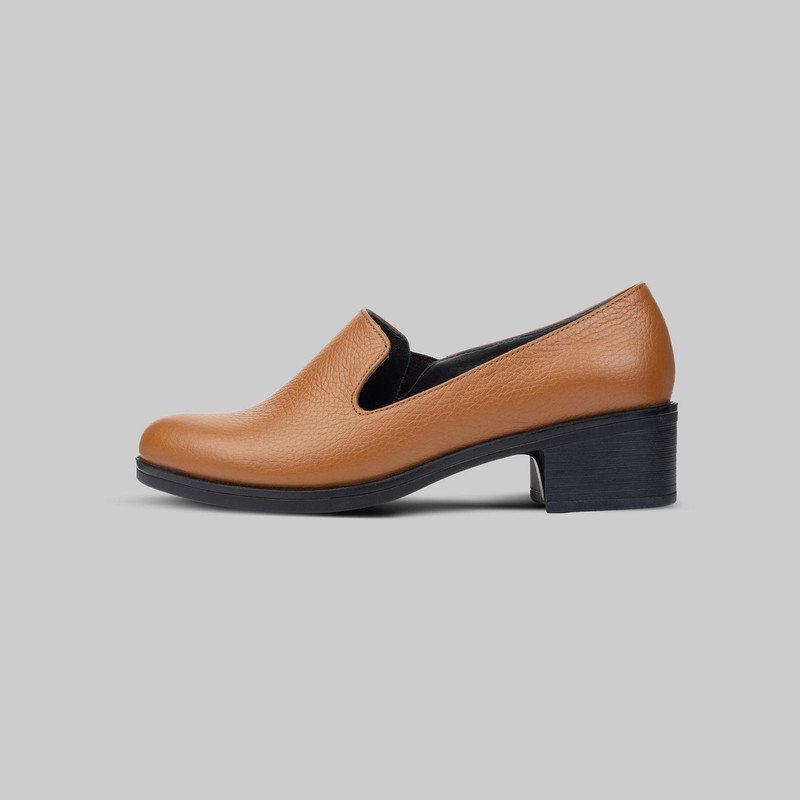 کفش پاشنهدار زنانه چرم عطارد مدل SH170