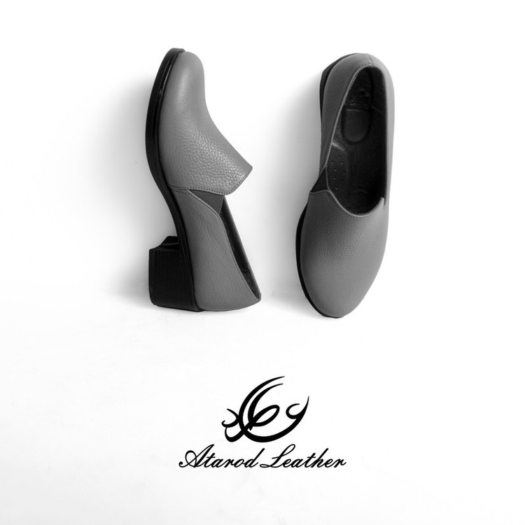 کفش پاشنهدار زنانه چرم عطارد مدل SH170