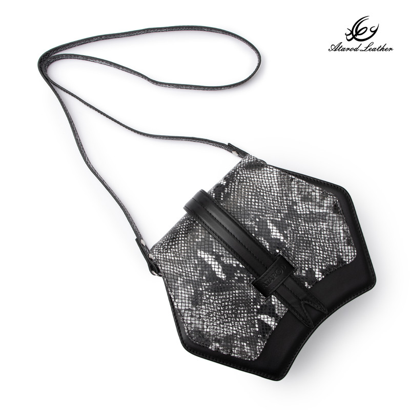 کیف رودوشی زنانه چرم عطارد مدل چرم طبیعی کد K58