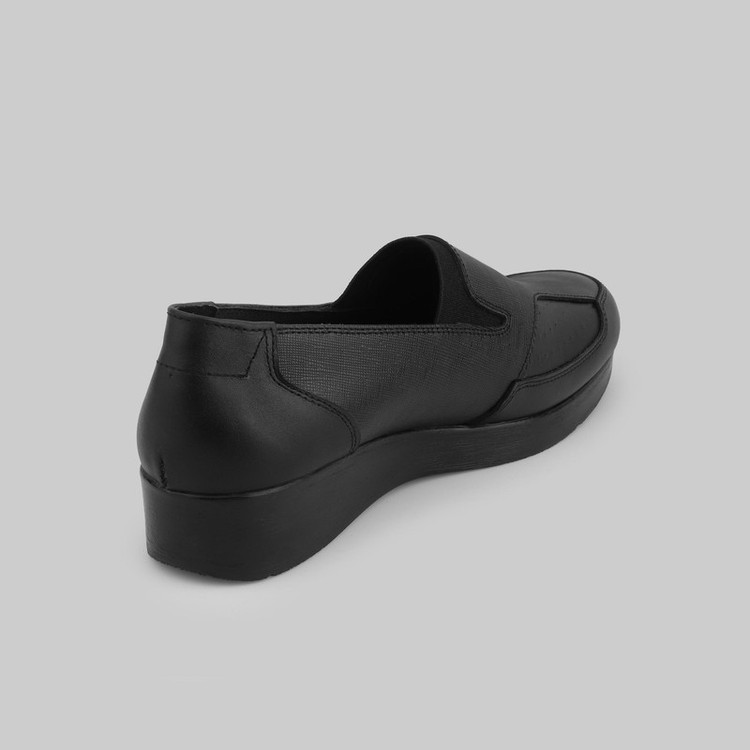 کفش طبی زنانه چرم عطارد مدل هالوکس والگوس چرم طبیعی کد SH320