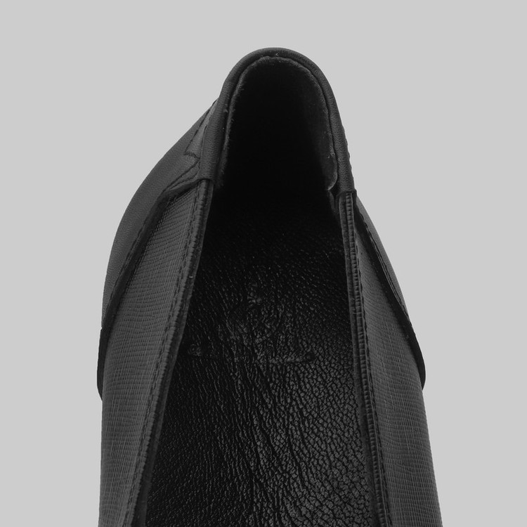 کفش طبی زنانه چرم عطارد مدل هالوکس والگوس چرم طبیعی کد SH320