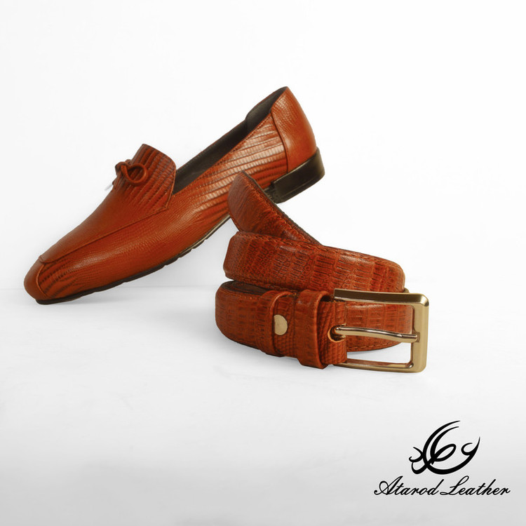 کفش زنانه چرم عطارد مدل چرم طبیعی کد SH186