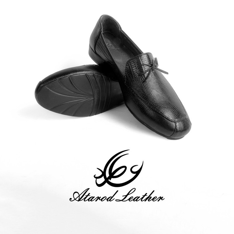 کفش زنانه چرم عطارد مدل چرم طبیعی کد SH186