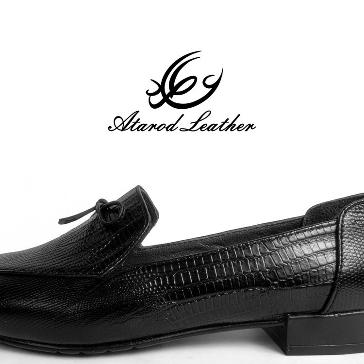 کفش زنانه چرم عطارد مدل چرم طبیعی کد SH186