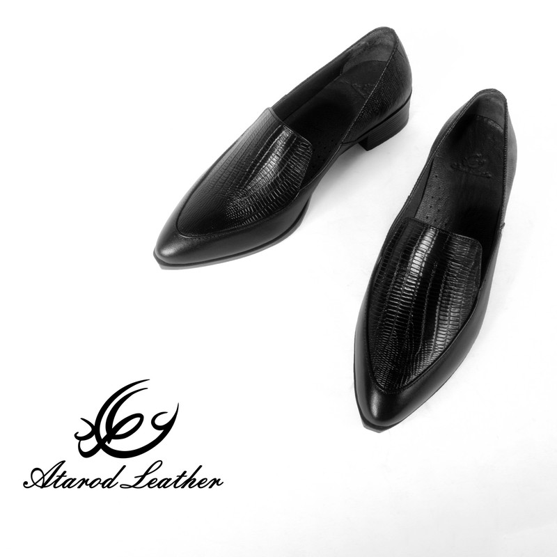 کفش زنانه چرم عطارد مدل چرم طبیعی کد SH208