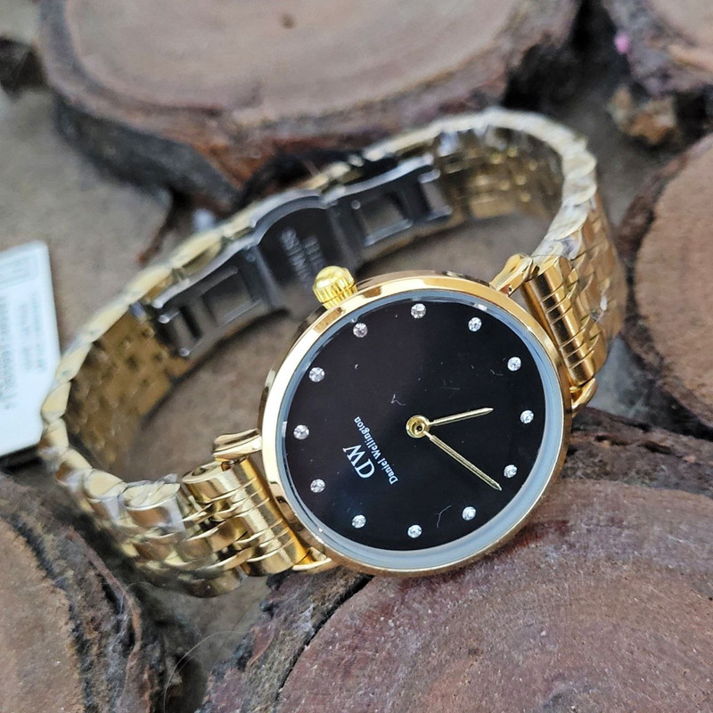 ساعت مچی عقربه ای زنانه مدل D03