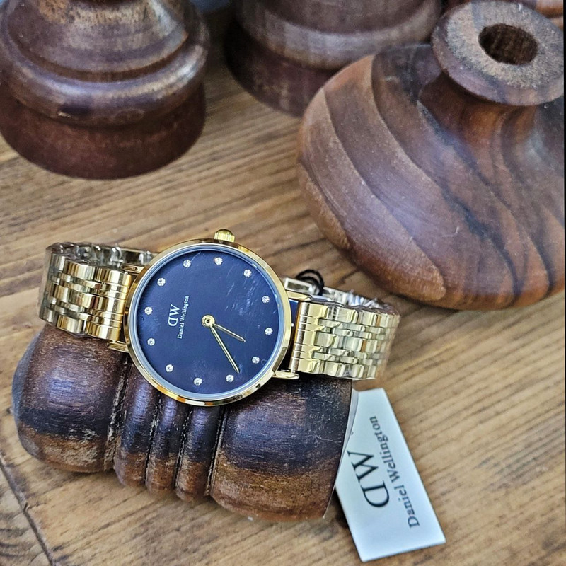 ساعت مچی عقربه ای زنانه مدل D03