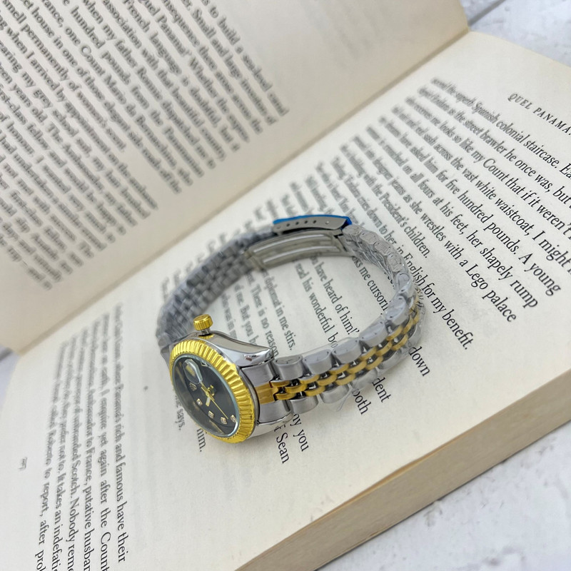 ساعت مچی عقربه ای زنانه مدل W4030