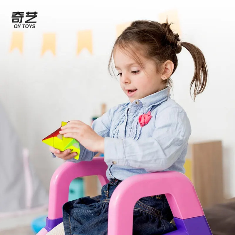 مکعب روبیک چی ای مدل هرم کای وای 3×3 QY Pyraminx Qiming S2
