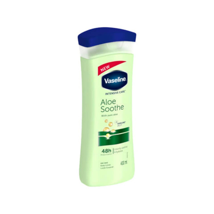لوسیون نرمکننده بدن وازلین مدل Aloe Soothe حجم 400 میلیلیتر حاوی آلوئه ورا و ویتامین E با ماندگاری رطوبت تا 48 ساعت و مناسب پس از استحمام