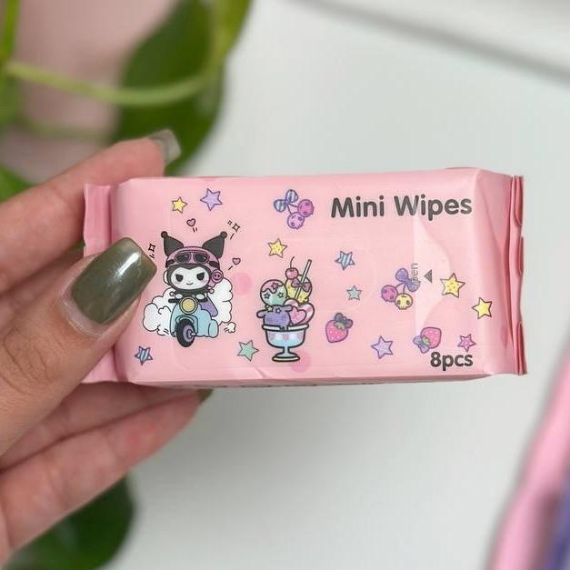 دستمال مرطوب کودک طرح کرومی مدل Mini Wipes مجموعه 8 عددی
