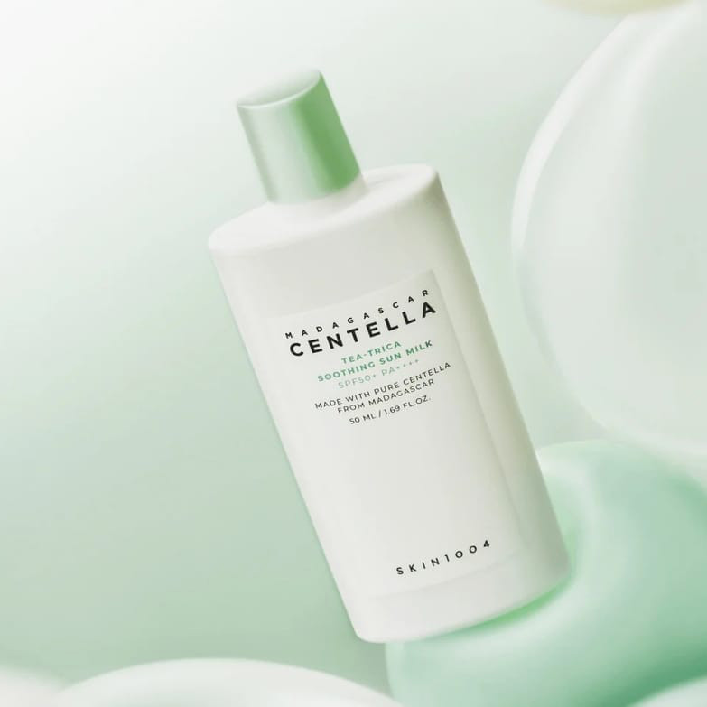 کرم ضد آفتاب بدون رنگ اسکین 1004 SPF 50 مدل TEA-TRICA محافظ UVA ،UVB، مناسب برای انواع پوست، حجم 50 میلیلیتر