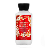 لوسیون بدن بث اند بادی ورکز مدل Japanese Cherry Blossom حجم 236 میلی لیتر
