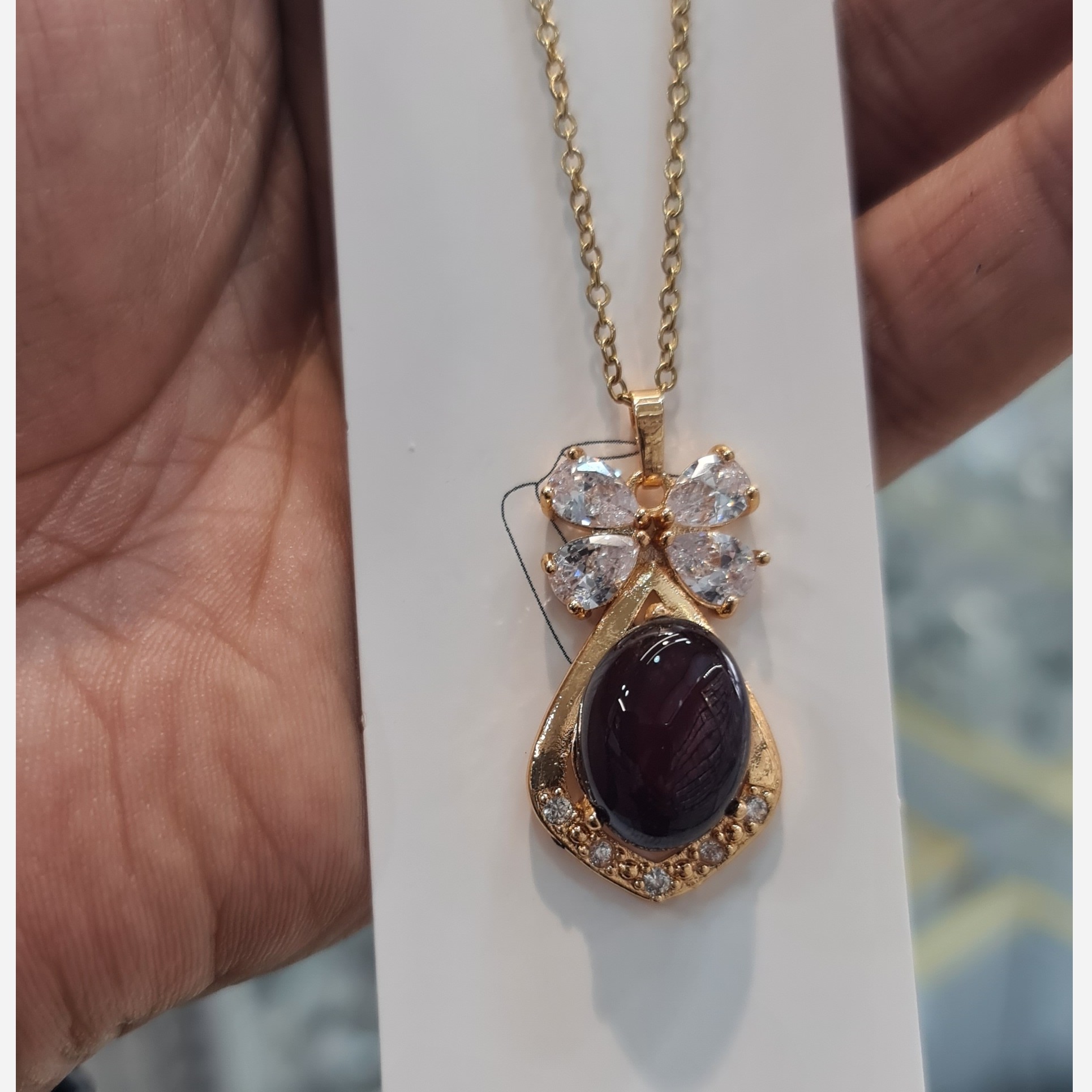 گردنبند عقیق طرح طلا زنانه