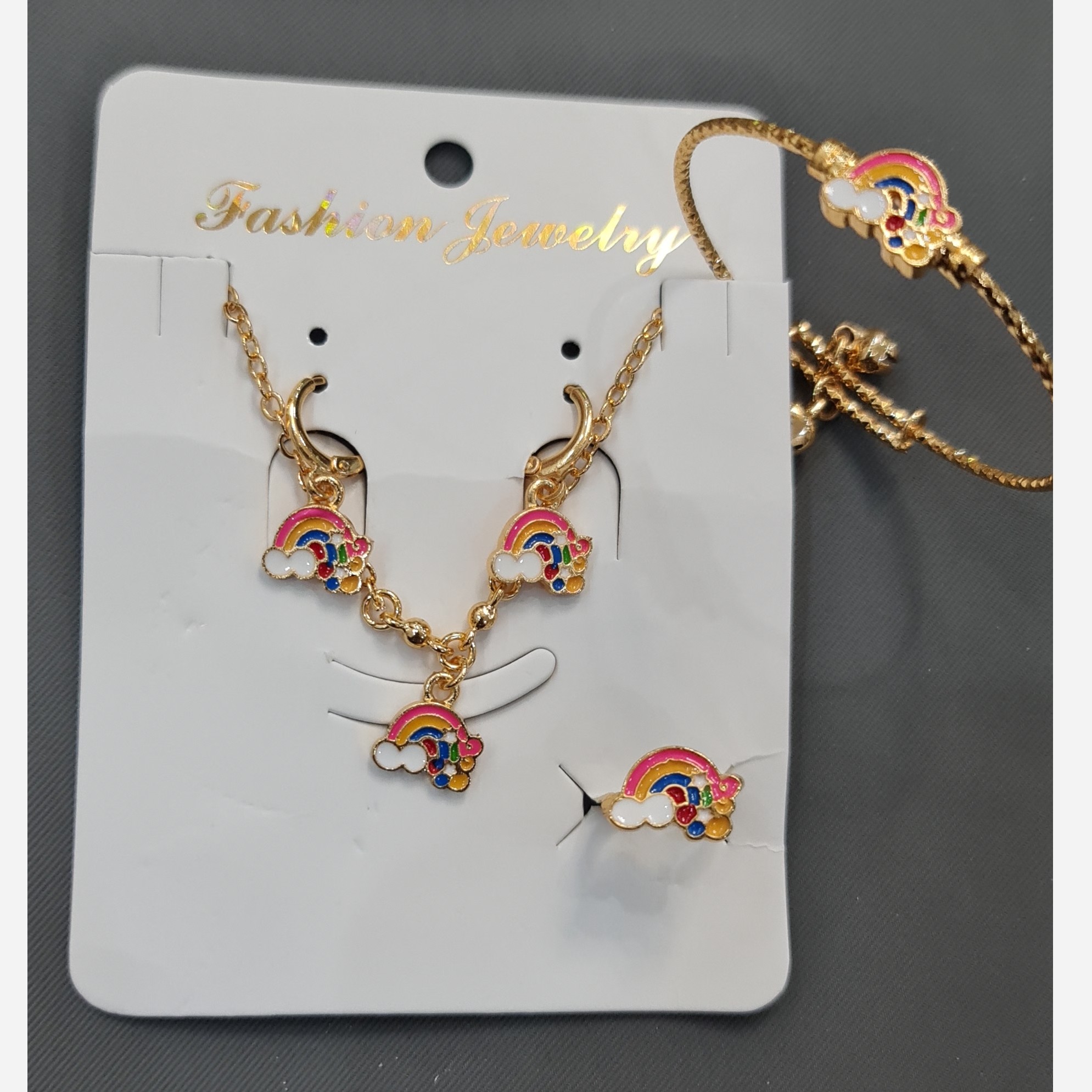 سرویس بچگانه رنگین کمان رنگ ثابت