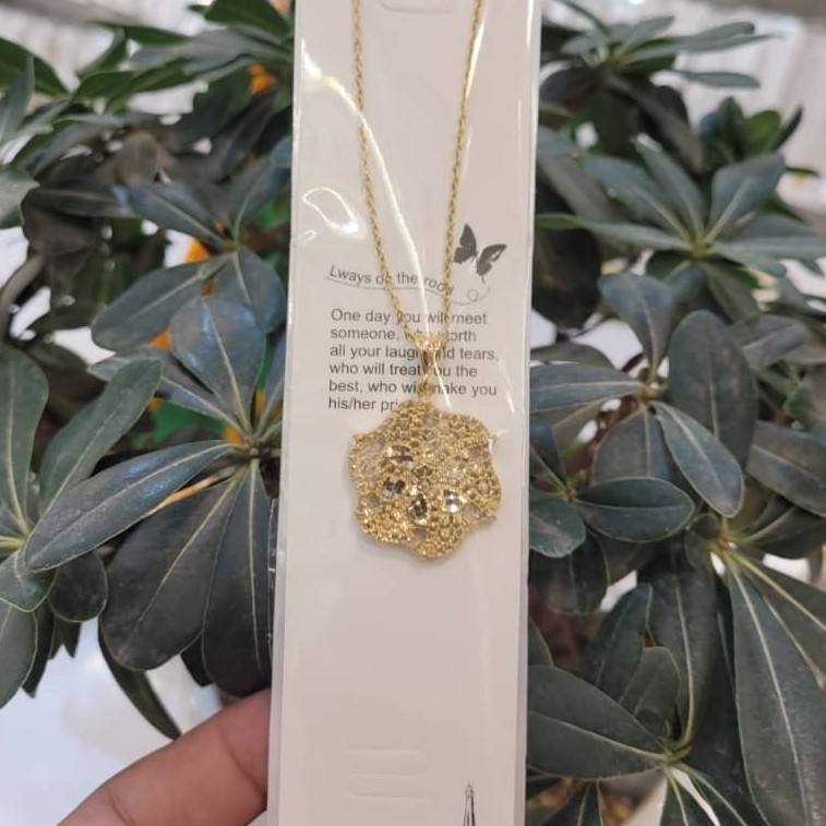 گردنبند زنانه طرح طلا1012
