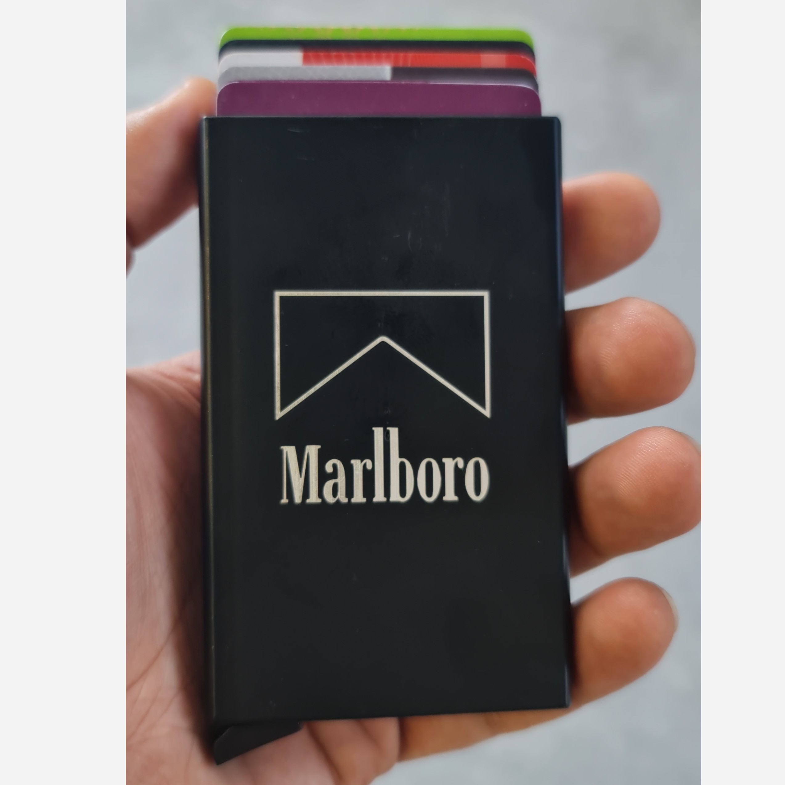 جاکارتی فلزی ضامن دار
