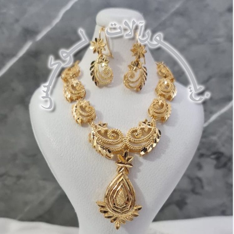 سرویس زنانه زیتونی طرح طلا کد1025