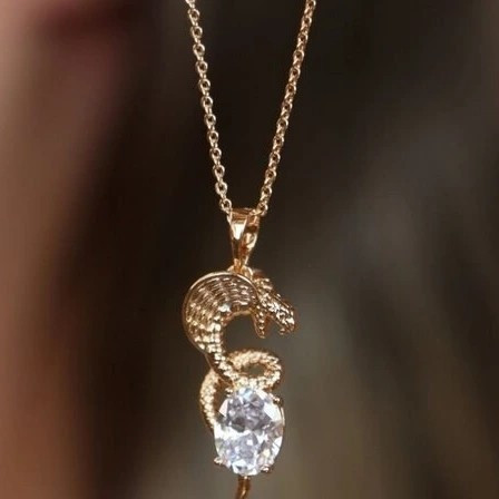 گردنبند مار ژوپینگ،گردنبند ژوپینگ مار