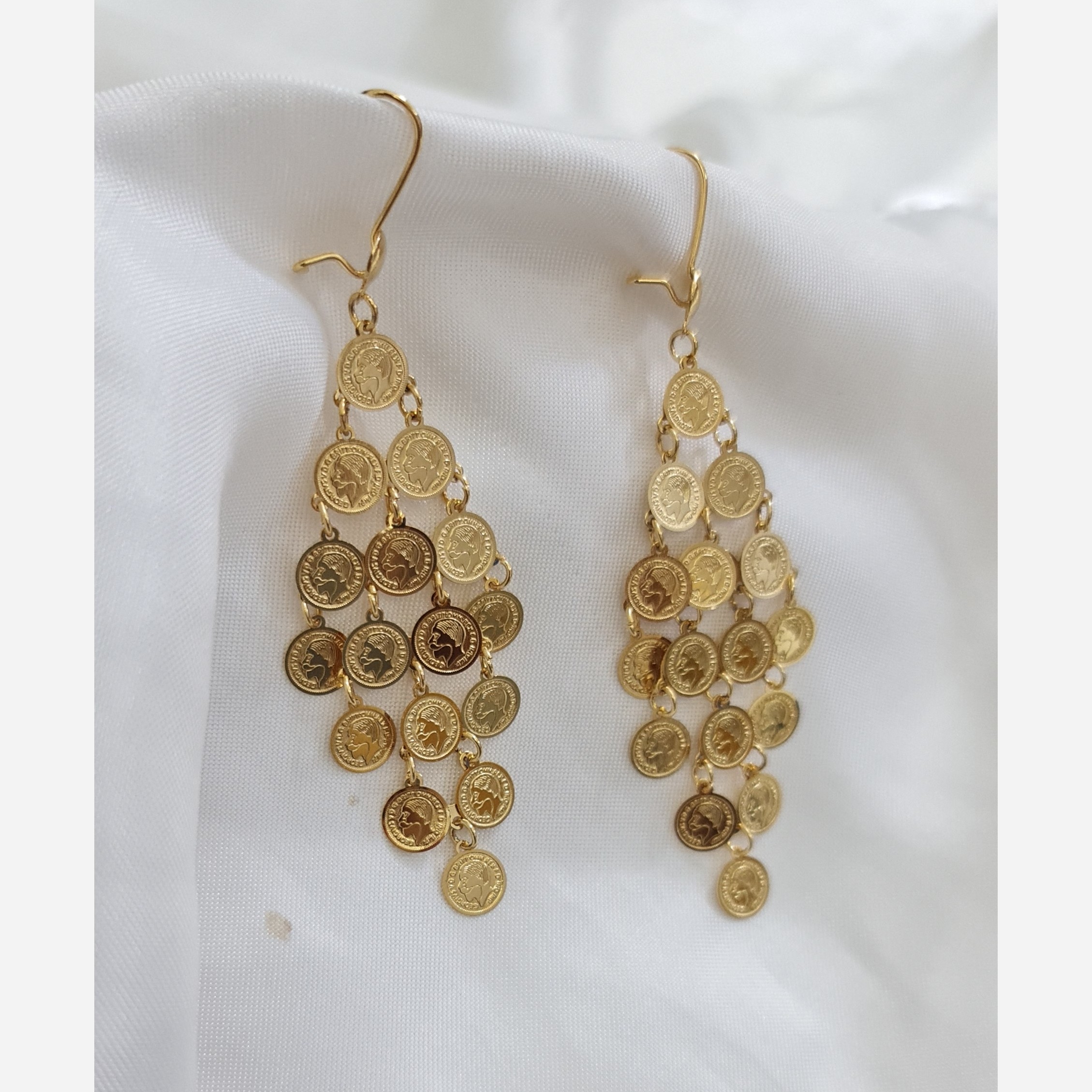 گوشواره زنانه سکه ای طرح طلا