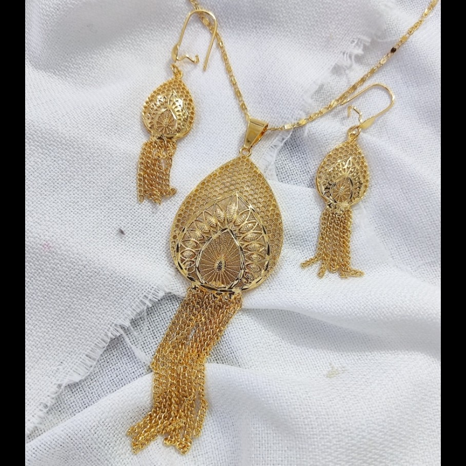سرویس طرح طلا،سرویس خلیجی،سرویس بلوچی،سرویس زنانه طرح طلا