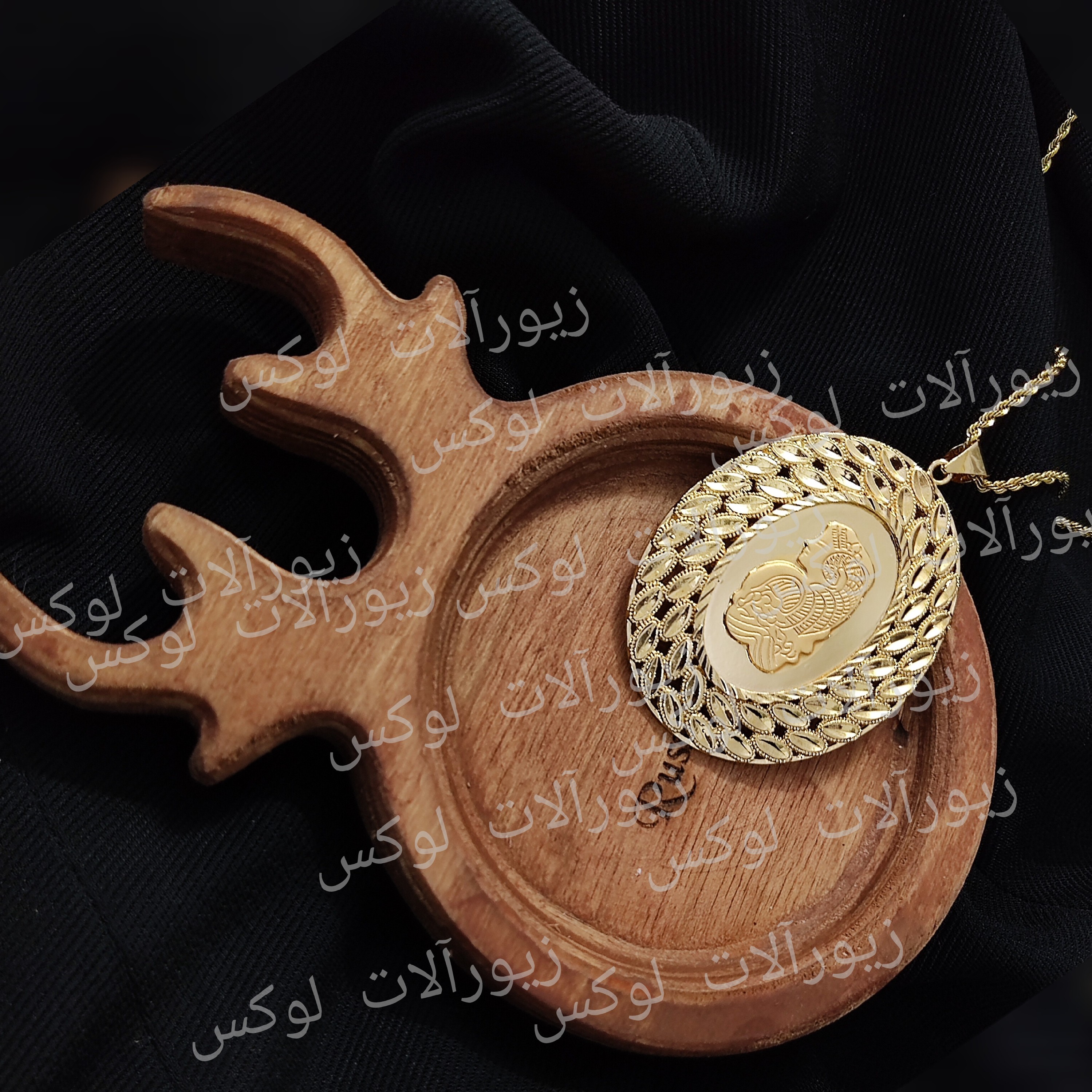 گردنبند انس،گردنبند رخ،گردنبند مریمی،گردنبند طرح طلا،گردنبند برنجی طرح طلا
