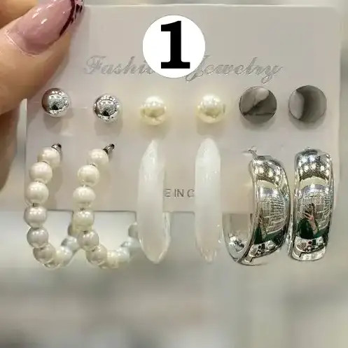 گوشواره زنانه و دخترانه آبکاری نقره پک نقره ای متنوع ضد حساسیت و رنگ ثابت کد agy (پس کرایه)