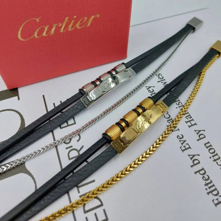 دستبند مردانه اسپرت چرم و پلاک استیل کارتیر cartier سه لاین زیبا رنگ ثابت کد amp (پس کرایه)
