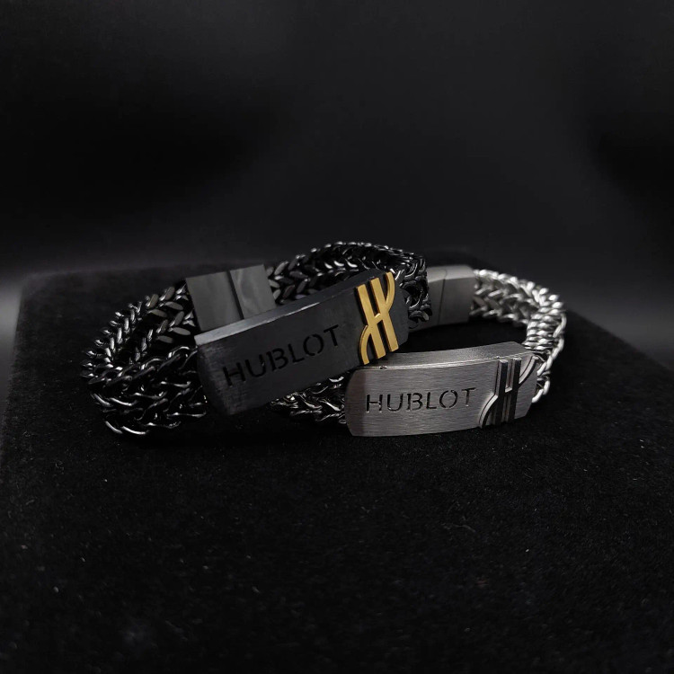 دستبند استیل مردانه پلاک طرح هابلوت HUBLOT زنجیر چهار وجهی دولاین رنگ ثابت کد amp (پس کرایه)