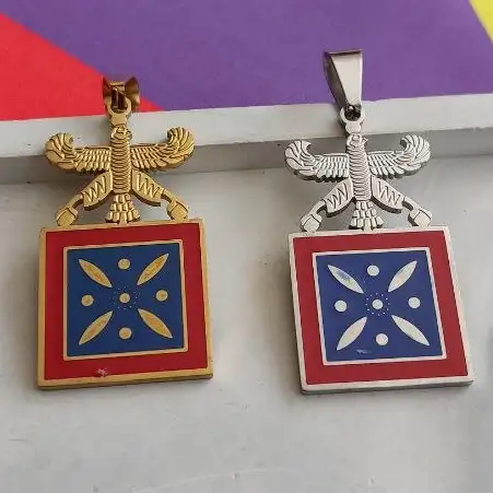 پلاک و آویز گردنبند استیل درفش کاویان کوروش ایران رنگ ثابت کد amp (پس کرایه)