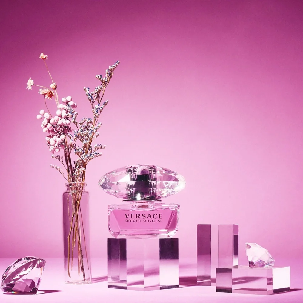 عطر ادکلن ورساچه صورتی برایت کریستال زنانه خنک و ملایم Versace Bright Crystal درجه 1 سوئیس (پس کرایه)