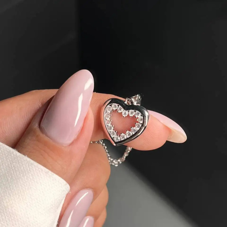 گردنبند و آویز زنانه جواهری طرح قلب دور نگین سفید رنگ نقره ای ضد حساسیت رنگ کاملا ثابت کد atk (پس کرایه)