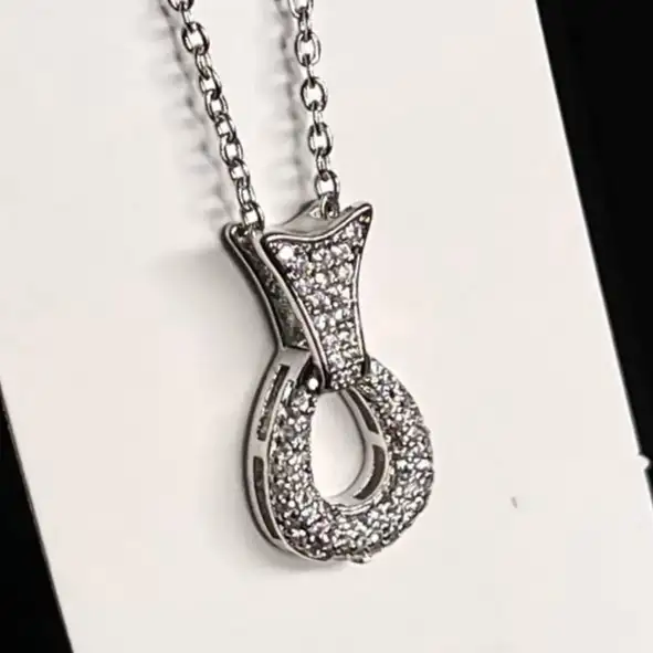 گردنبند و آویز زنانه جواهری طرح قطره ضد حساسیت رنگ کاملا ثابت کد atk (پس کرایه)