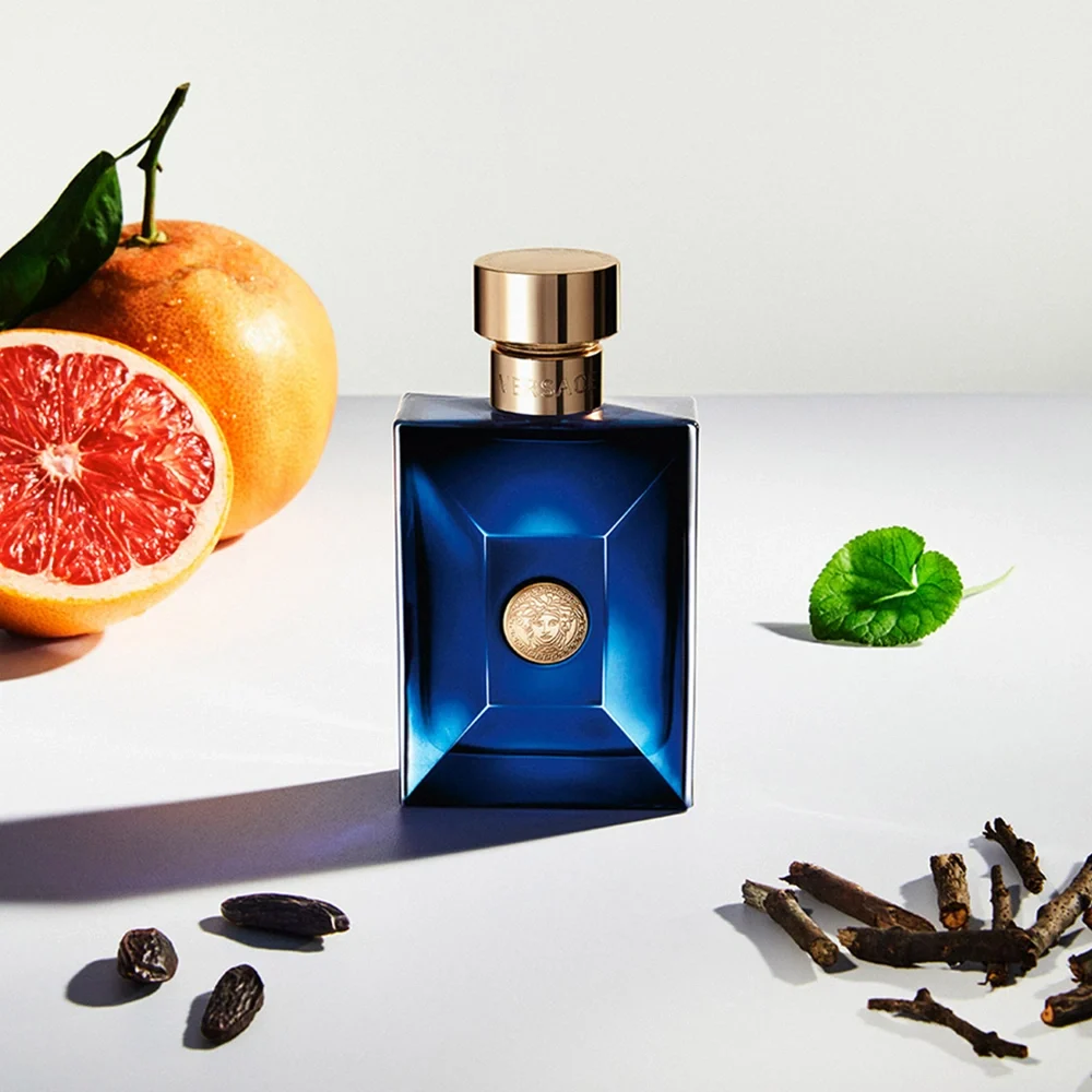 عطر ادکلن ورساچه دیلان بلو (آبی) مردانه خنک و تند و شیرین - Versace Dylan Blue درجه 1 (پس کرایه)
