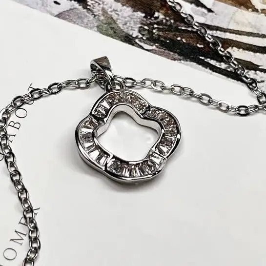 گردنبند زنانه جواهری طرح نگین تنیسی ضد حساسیت رنگ کاملا ثابت کد atk (پس کرایه)