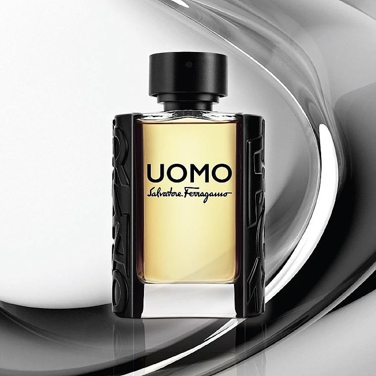 پرفیوم سالواتوره فراگامو اومو مردانه گرم و شیرین تند Salvatore Ferragamo uomo (پس کرایه)
