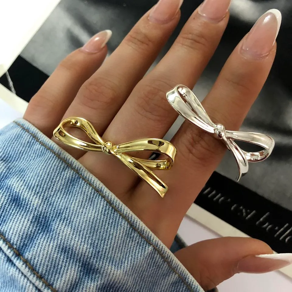 انگشتر زنانه مدل گره پاپیون رنگ طلایی و نقره ای آبکاری نقره رنگ ثابت فری سایز Freesize کد zsm (پس کرایه)