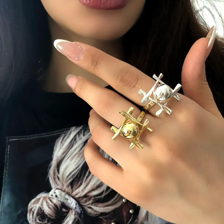 انگشتر مینیمال زنانه طرح هشتگ و گوی رنگ طلایی و نقره ای آبکاری نقره رنگ ثابت فری سایز Freesize کدzsm (پس کرایه)
