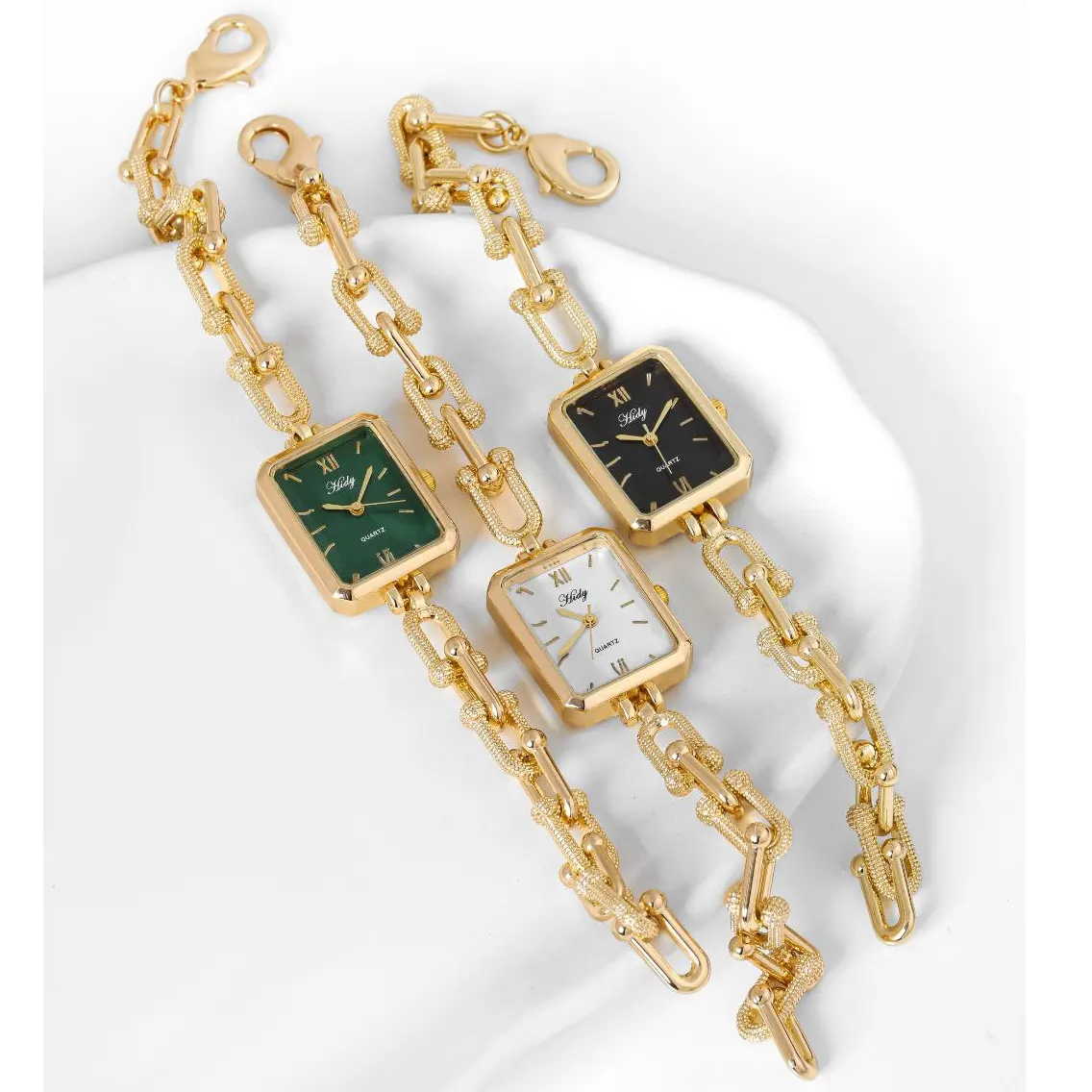 ساعت مچی زنانه مربعی مدل تیفانی Tiffany نگین کاری شده رنگ طلایی آبکاری نقره ضد حساسیت رنگ ثابت کد zsm (پس کرایه)