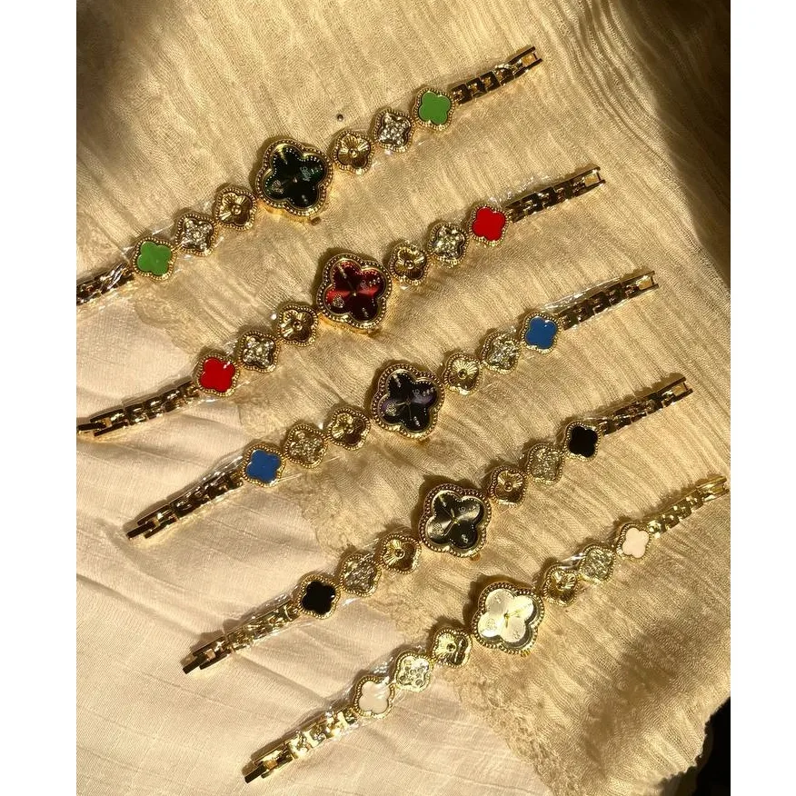 ساعت مچی زنانه مدل ونکلیف Vancleef نگین کاری شده در تنوع رنگ آبکاری نقره ضد حساسیت رنگ ثابت کد zsm (پس کرایه)