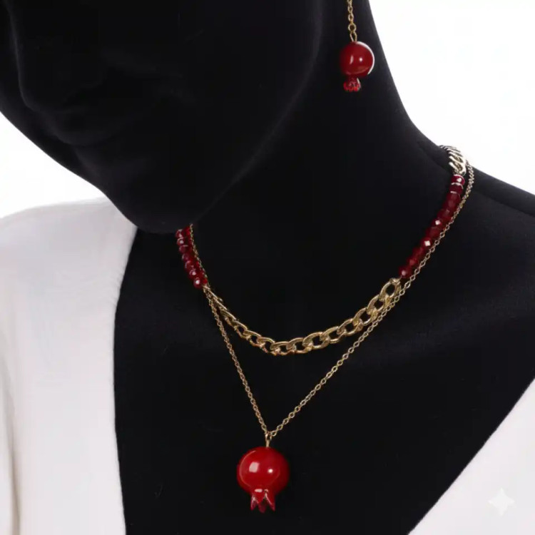ست گردنبند و گوشواره زنانه دو لاین جواهر و کارتیر با آویز انار آبکاری درجه یک نقره ضد حساسیت رنگ ثابت کد ztj (پس کرایه)
