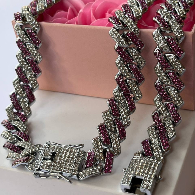 دستبند و گردنبند زنانه در رنگ ها متنوع طرح کارتیر Cartier رنگ ثابت با کیفیت بالا کد zel (پس کرایه)